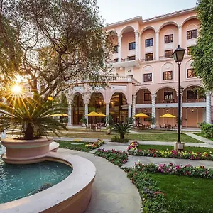 Dlf Club 5 Hotel